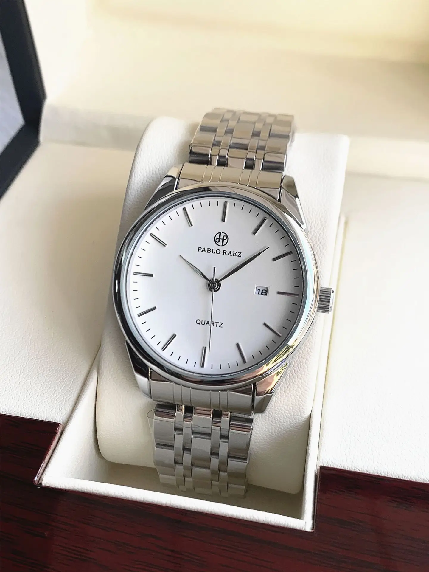 Men's Steel Band Quartz Watch with Back Polish — feature 7