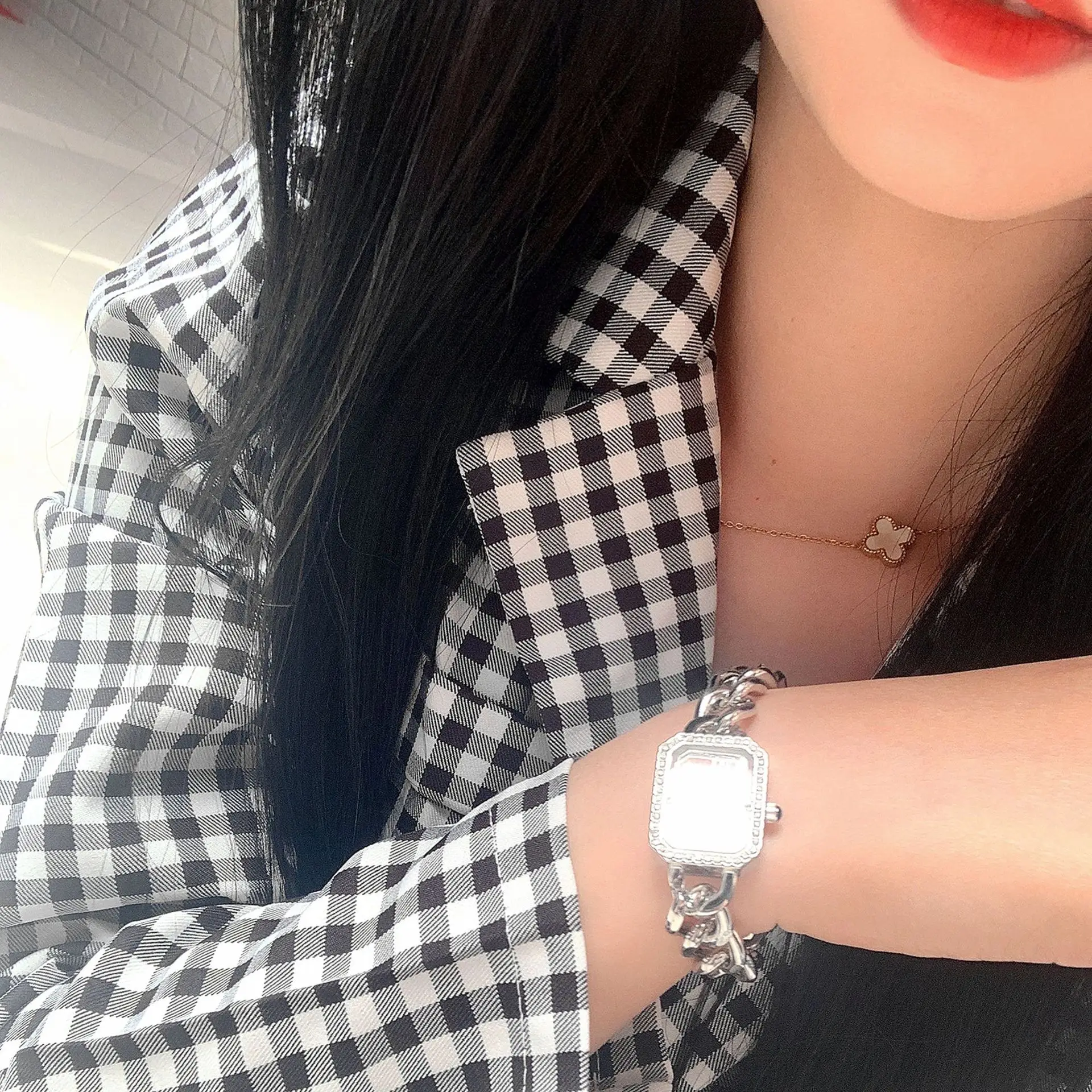 Women's Gold Chain Watch with Diamond Frame — feature 16