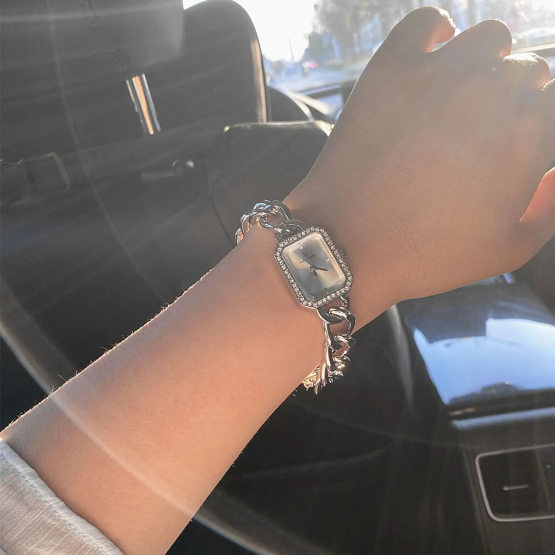 Women's Gold Chain Watch with Diamond Frame — feature 17