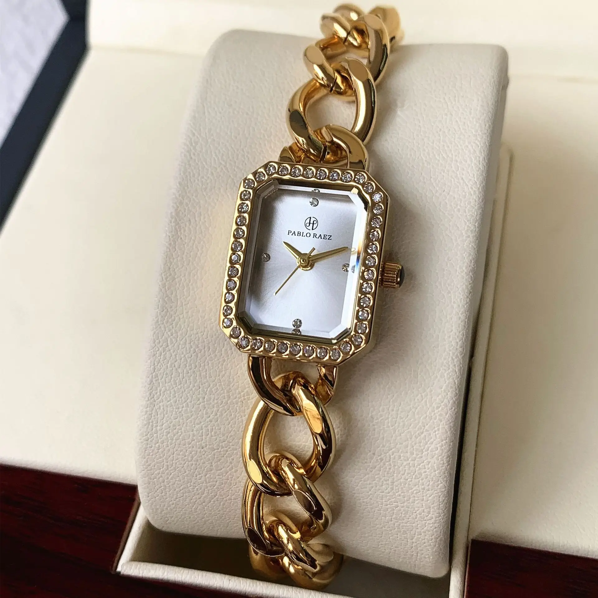 Ladies Waterproof Gold Bracelet Watch Tuhao - Image 7
