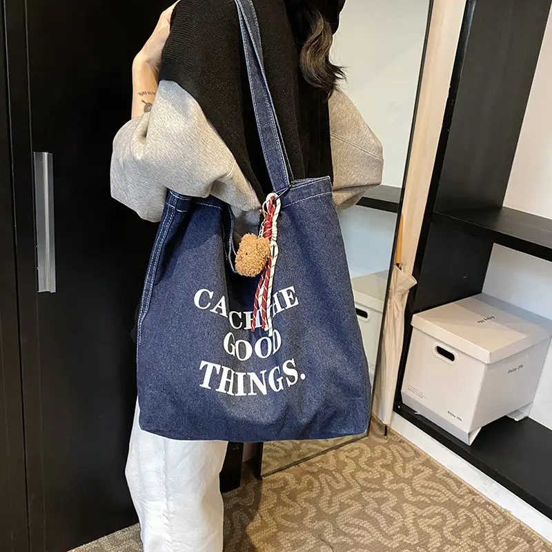 Denim Tote Bag "Catch the Good Things" Black - Image 6