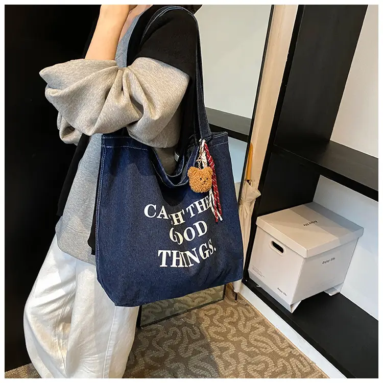 Denim Tote Bag "Catch the Good Things" Black — feature 12