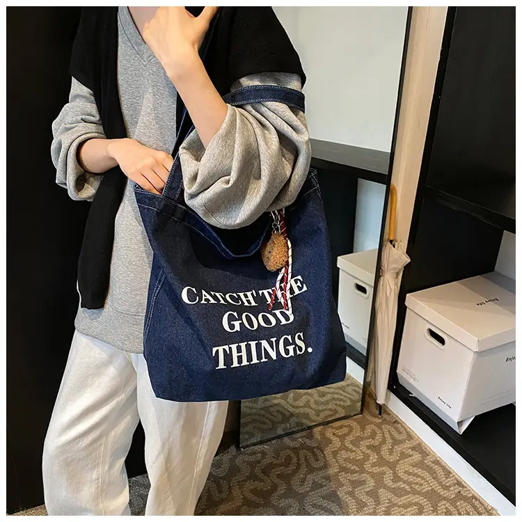 Denim Tote Bag "Catch the Good Things" Black — feature 14