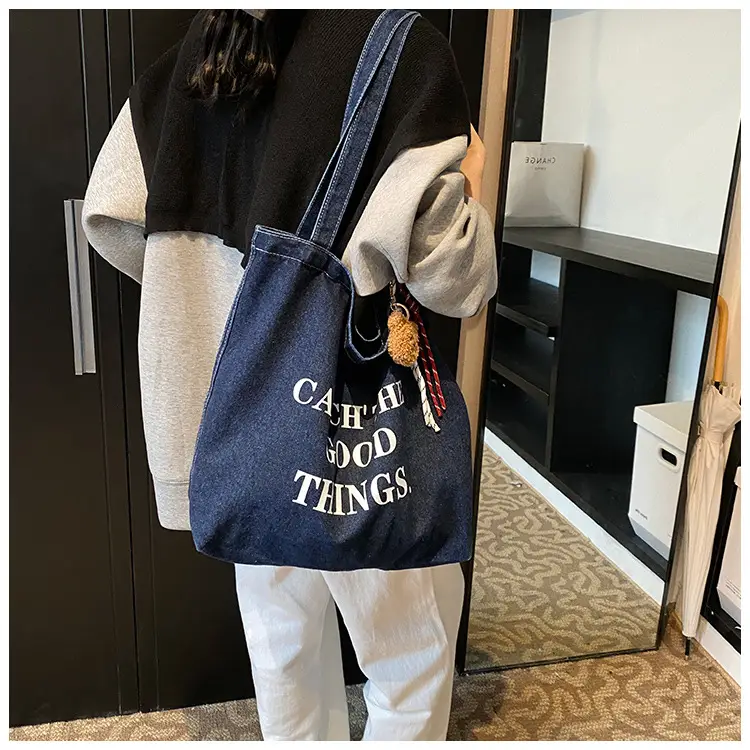 Denim Tote Bag "Catch the Good Things" Black — feature 16