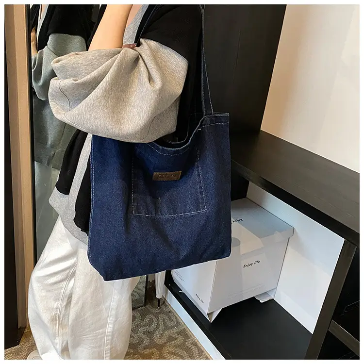 Denim Tote Bag "Catch the Good Things" Black — feature 18