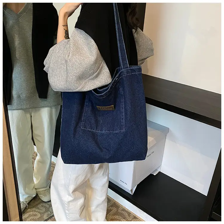 Denim Tote Bag "Catch the Good Things" Black — feature 19