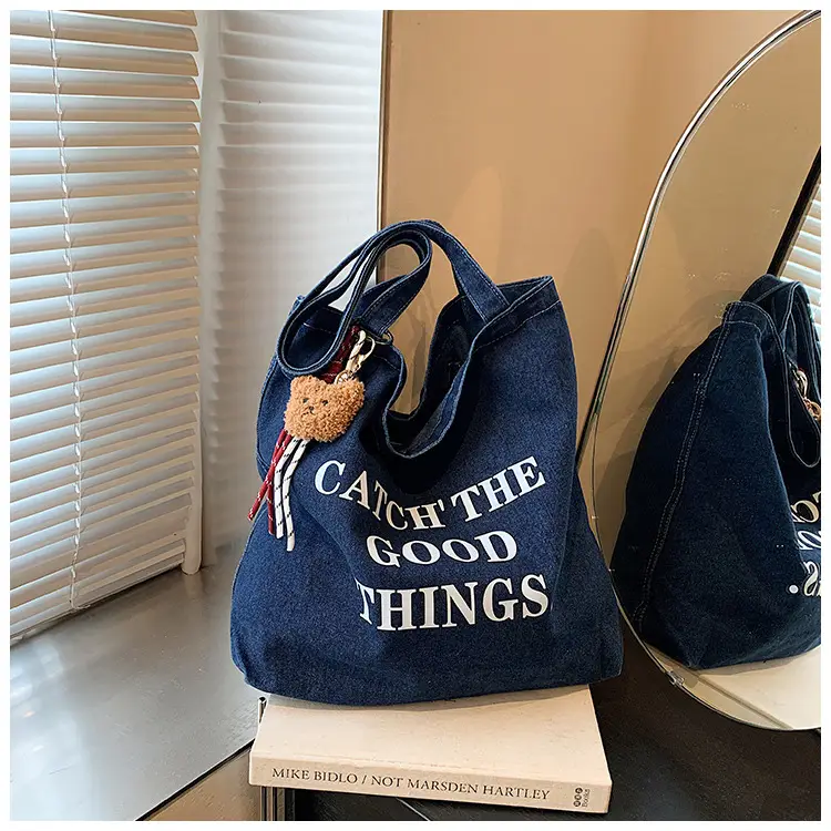 Denim Tote Bag "Catch the Good Things" Black — feature 46