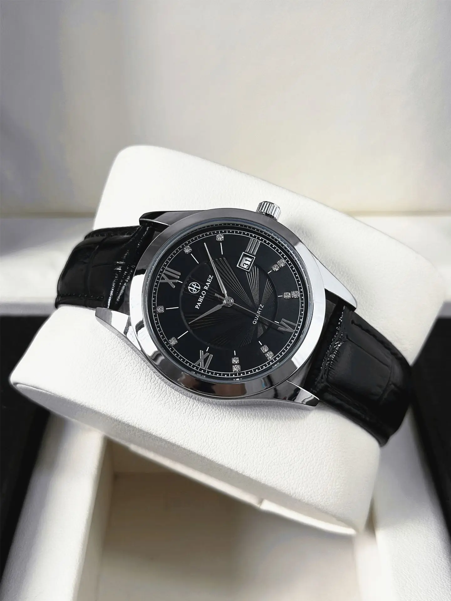 Men's Luxury Watch Black Dial Roman Numeral Stainless Steel — feature 16