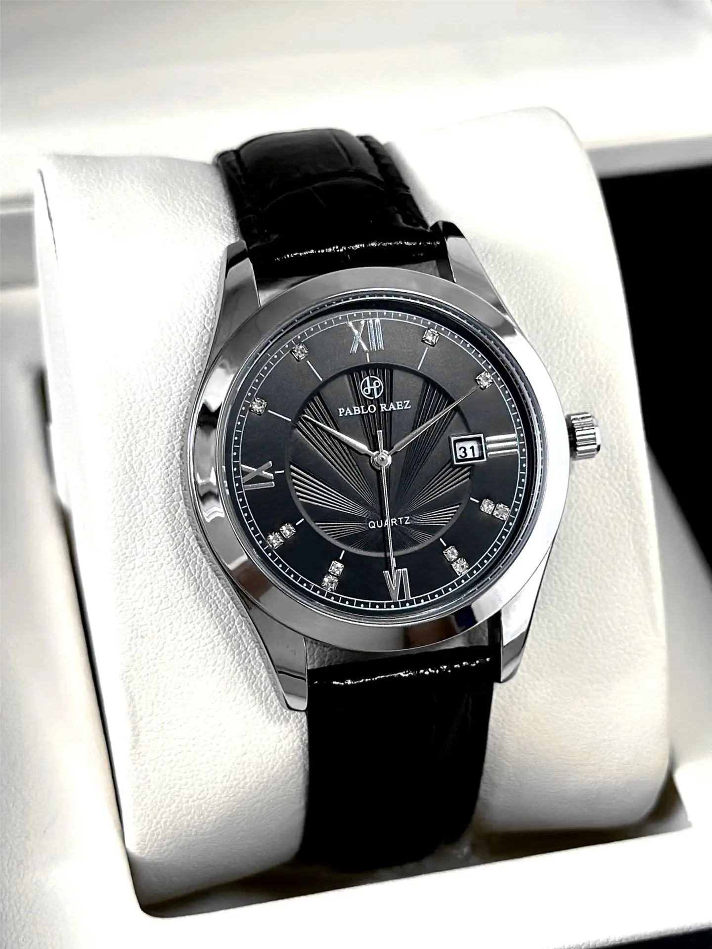 Men's Luxury Watch Black Dial Roman Numeral Stainless Steel — feature 7