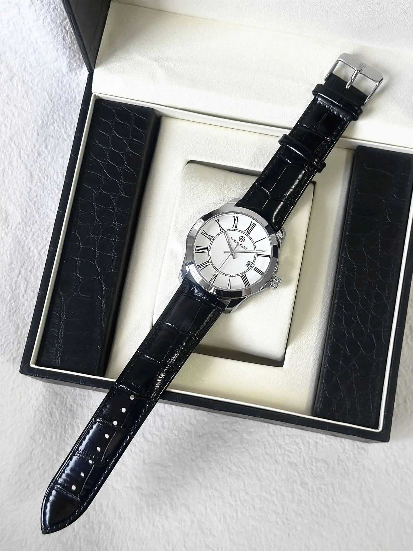 Men's Quartz Watch with Roman Dial & Black Strap — feature 10