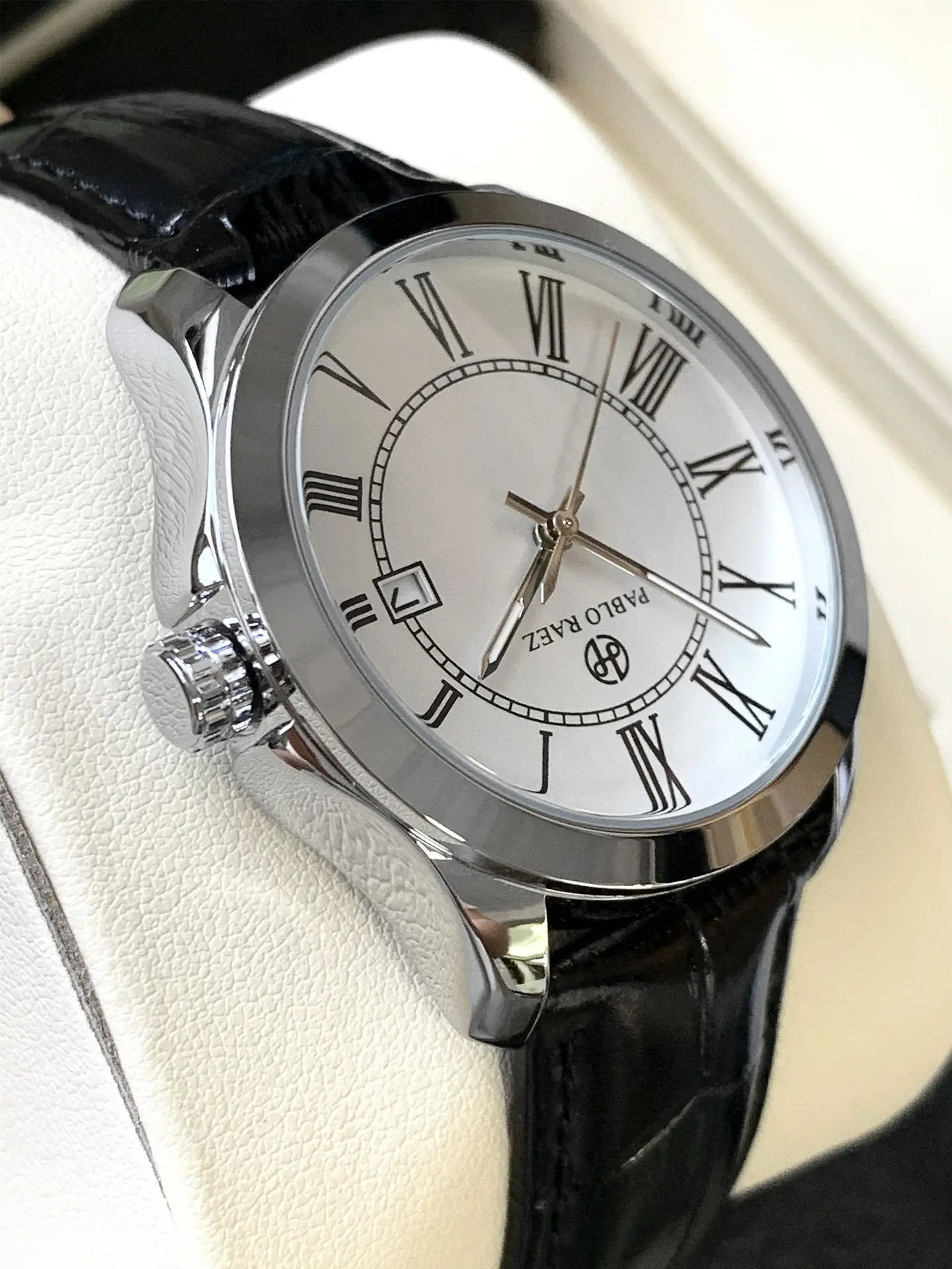 Men's Quartz Watch with Roman Dial & Black Strap — feature 15