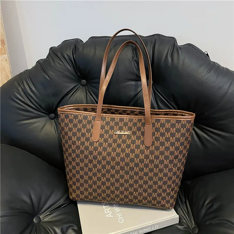 Stylish Checkered Shoulder Bag for Women 2024