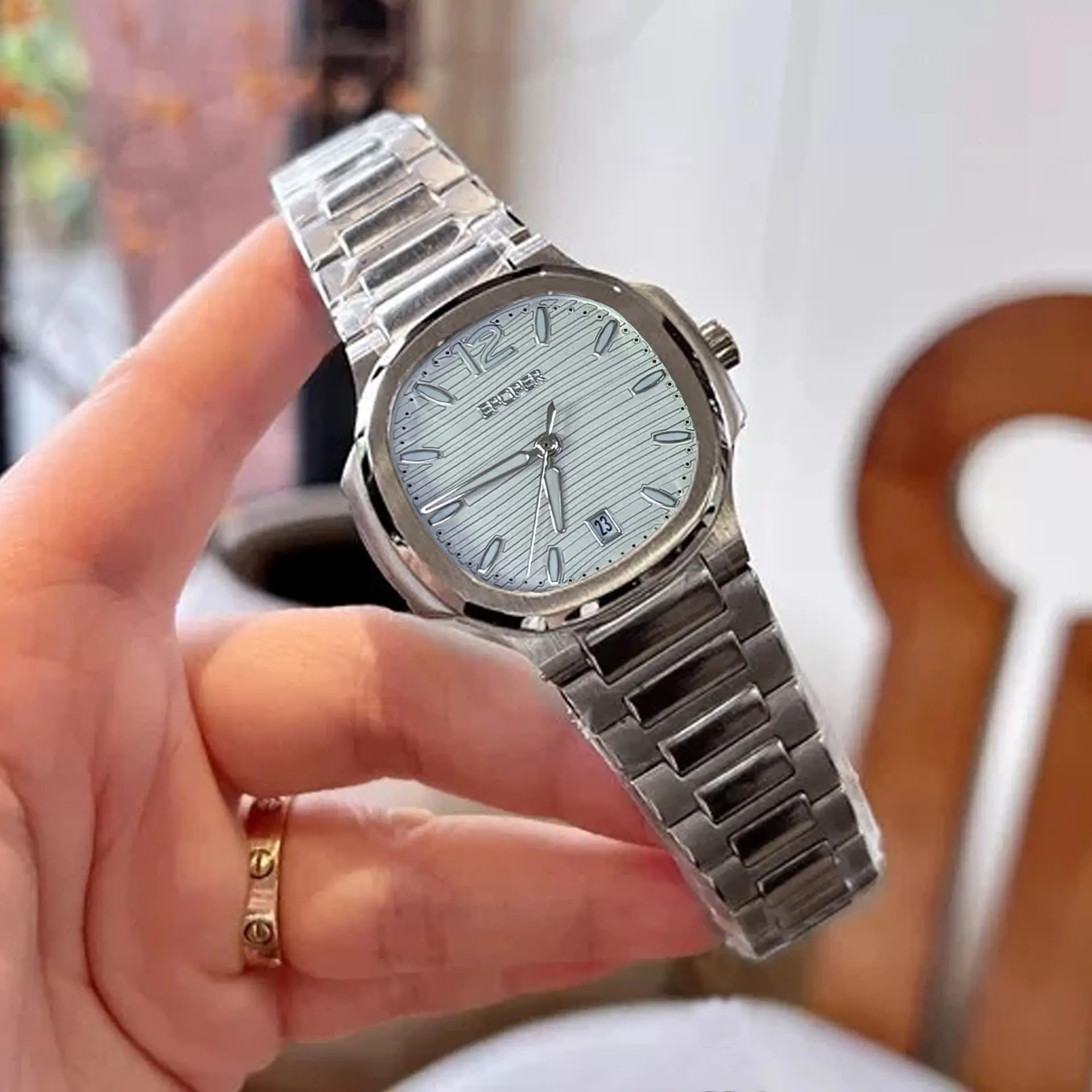 Elegant Couple's Wristwatch with Diamond Encrusted Dial - Image 5