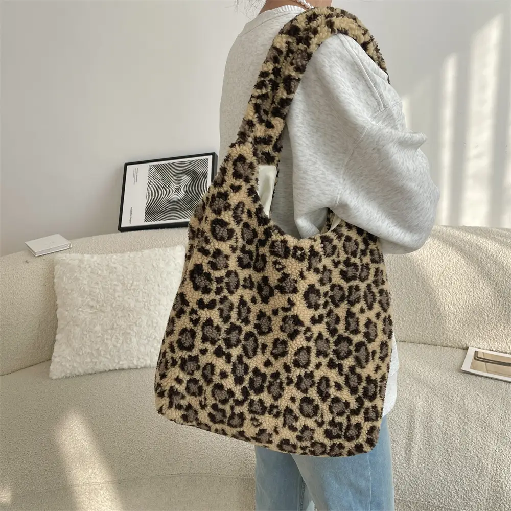 Retro Leopard Print Plush Vest Bag Black White - Image 4