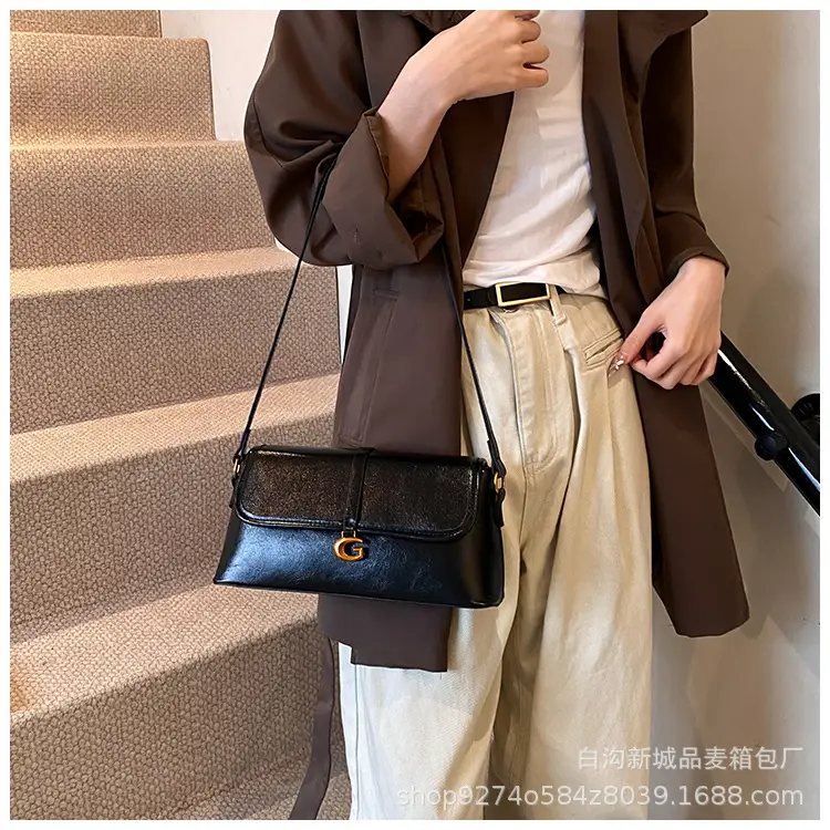 Brown Leather Shoulder Bag for Women 2026 New Trend — feature 15