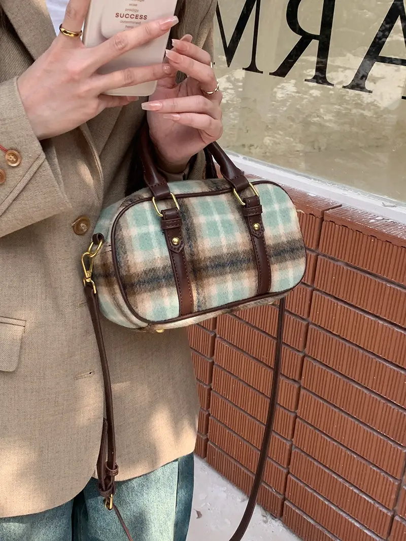 Black Korean Style Women's Shoulder Crossbody Bag 2023 — feature 15