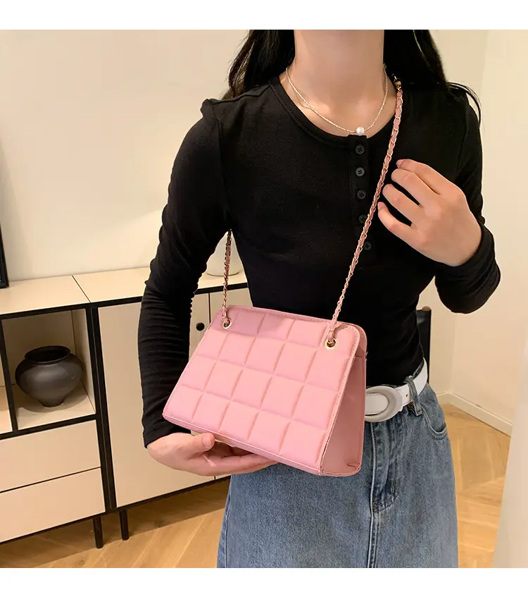 Black Chain Shoulder Bag with Square Quilted Design — feature 1