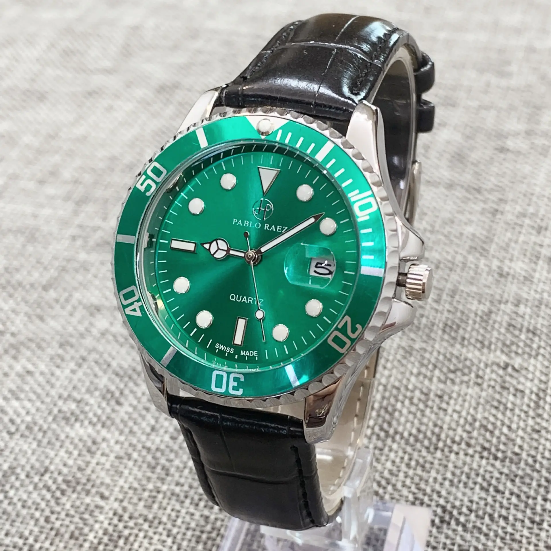 Men's Green Dial Waterproof Quartz Watch - Image 8