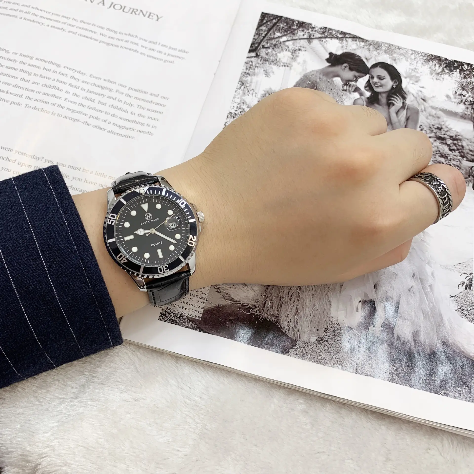 Men's Green Dial Waterproof Quartz Watch — feature 7