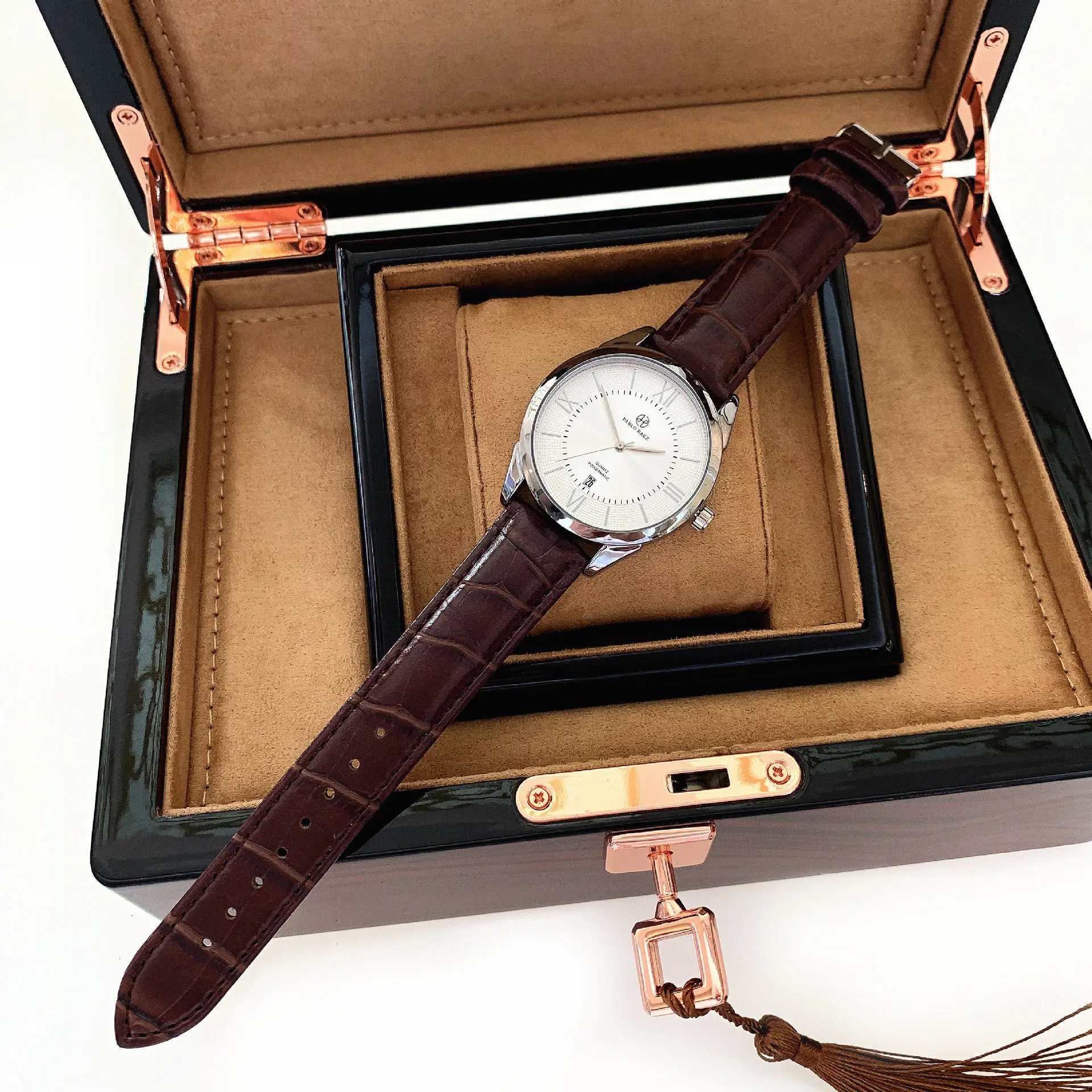 Men's Quartz Watch Brown Leather Strap White Dial — feature 8
