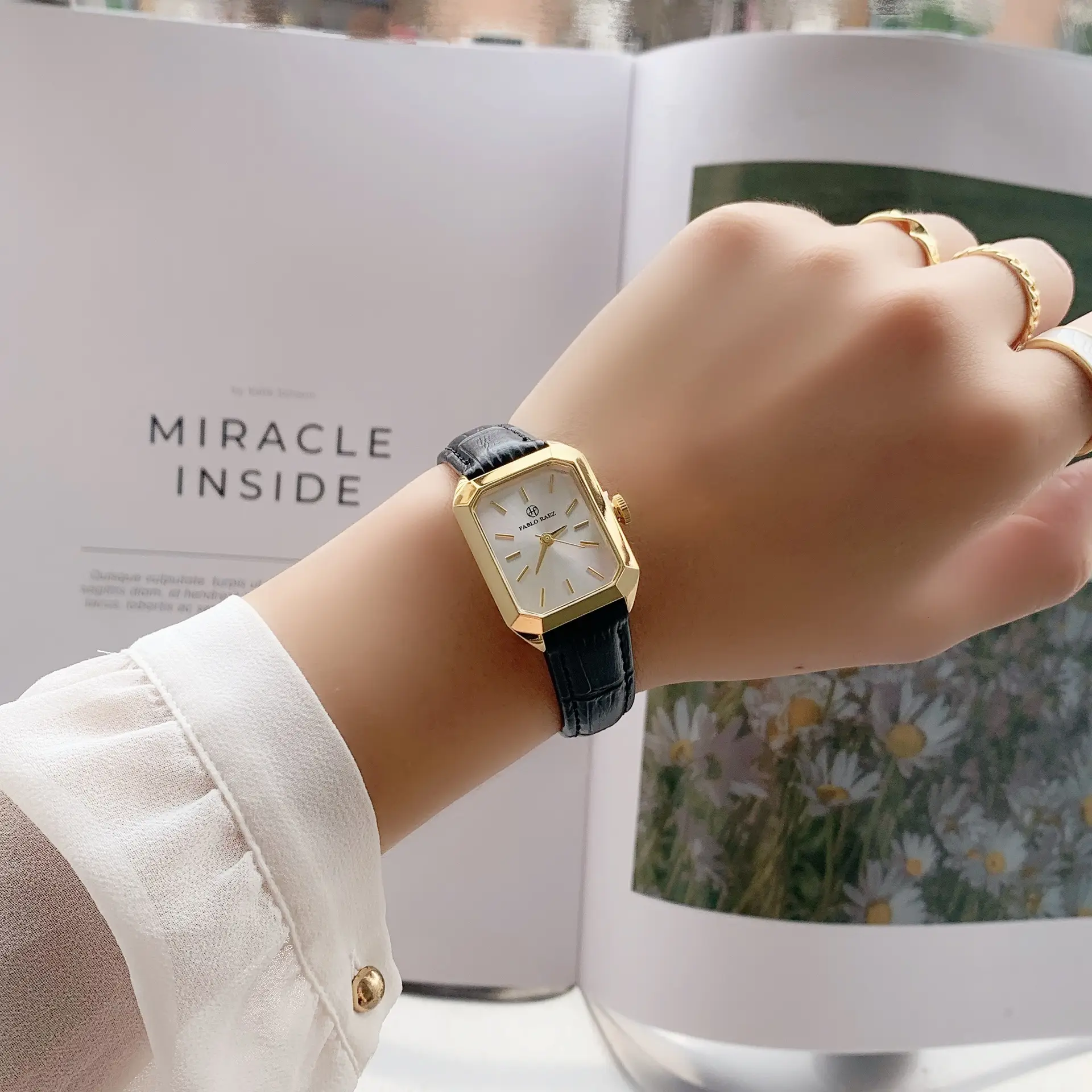 Light Luxury Green Watch for Women Office Gift — feature 30
