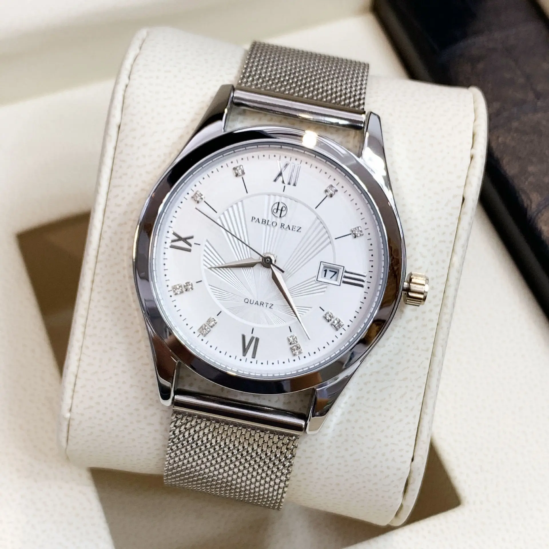Men's Automatic Quartz Business Calendar Watch Black Leather Band — feature 24