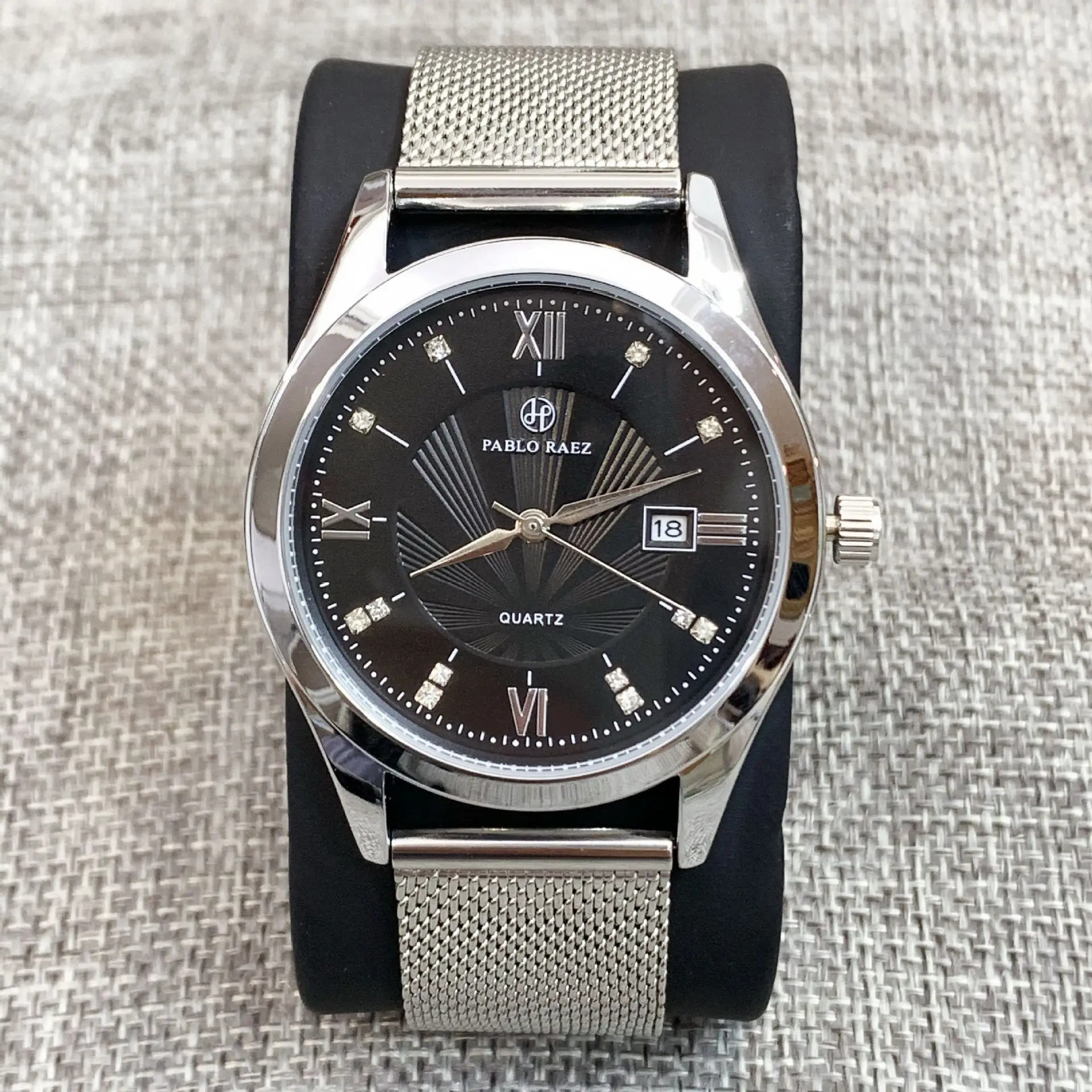 Men's Automatic Quartz Business Calendar Watch Black Leather Band — feature 25