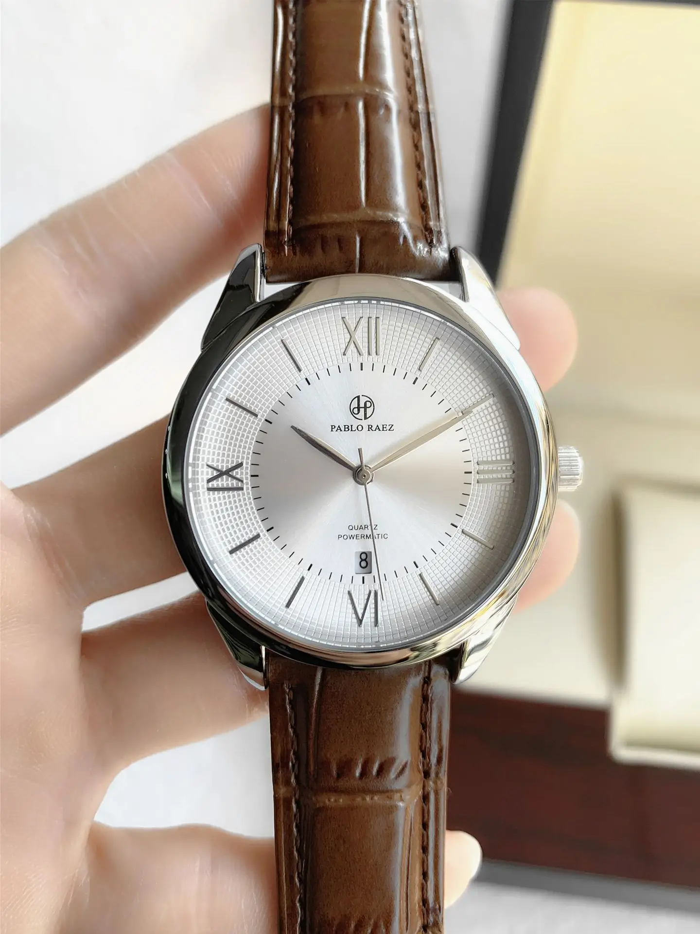 Men's Quartz Watch Brown Leather Band Waterproof Fashion — feature 13
