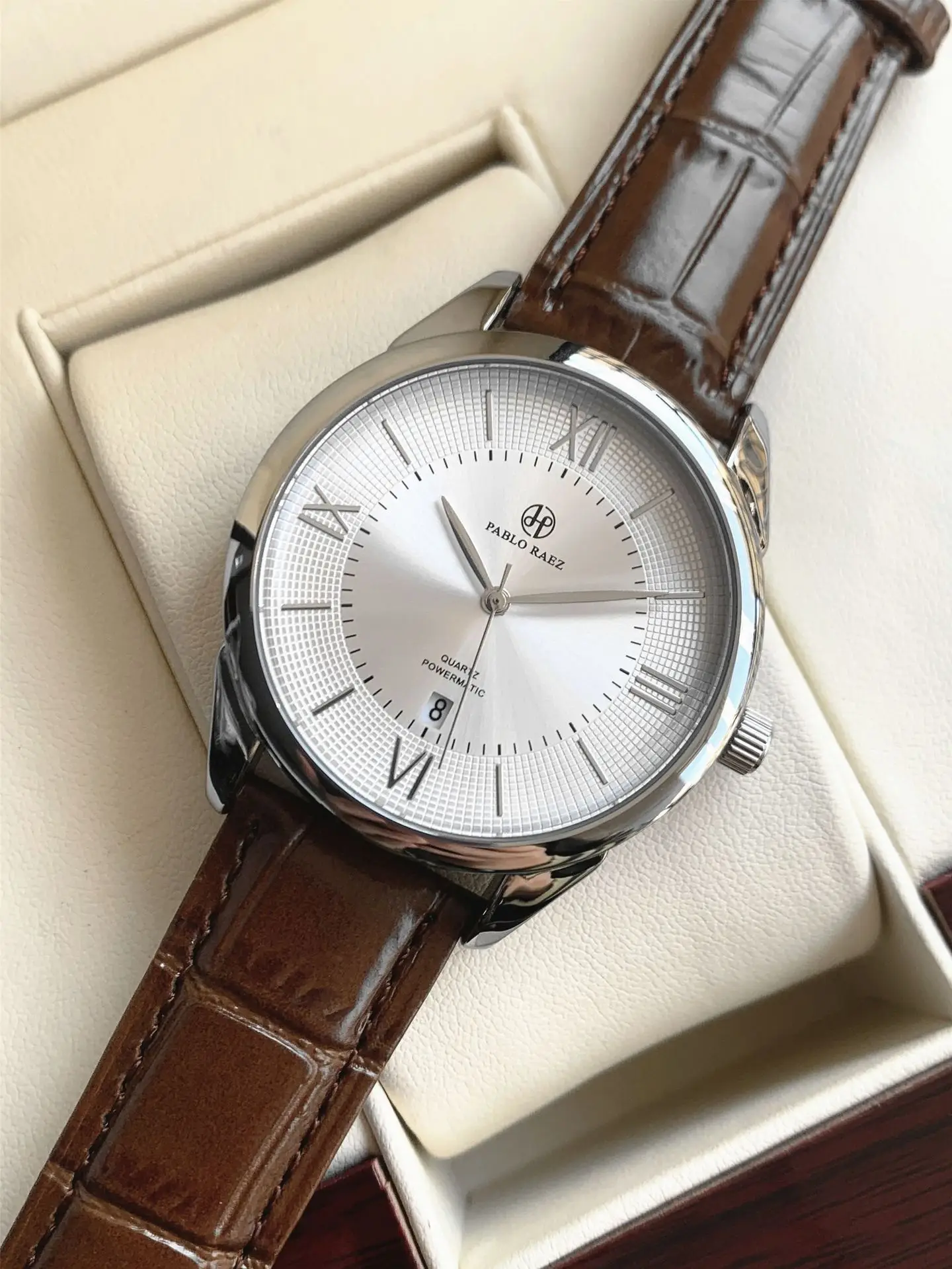 Men's Quartz Watch Brown Leather Band Waterproof Fashion — feature 9