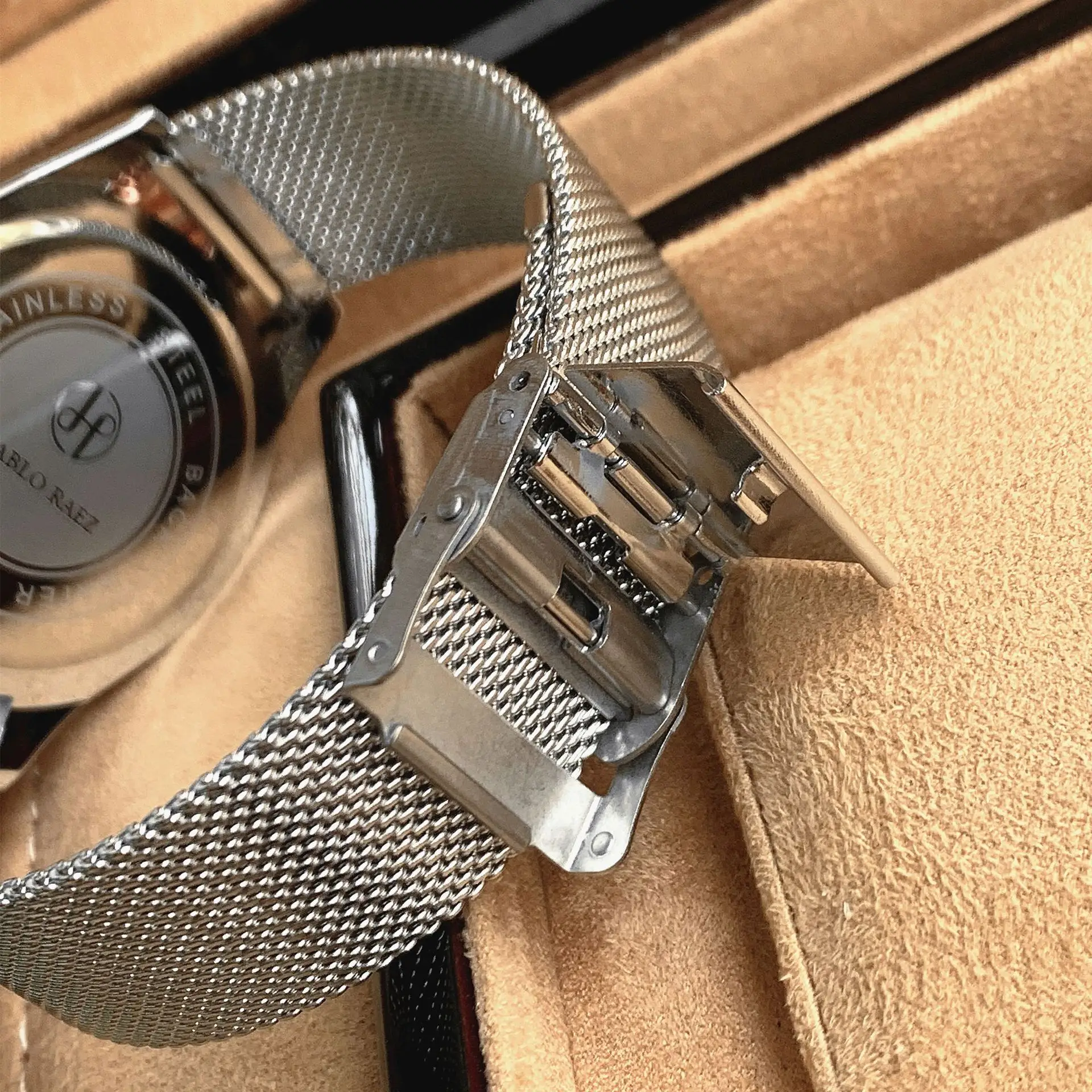 PABLO RAEZ Men's Quartz Watch with Black Leather Strap — feature 20