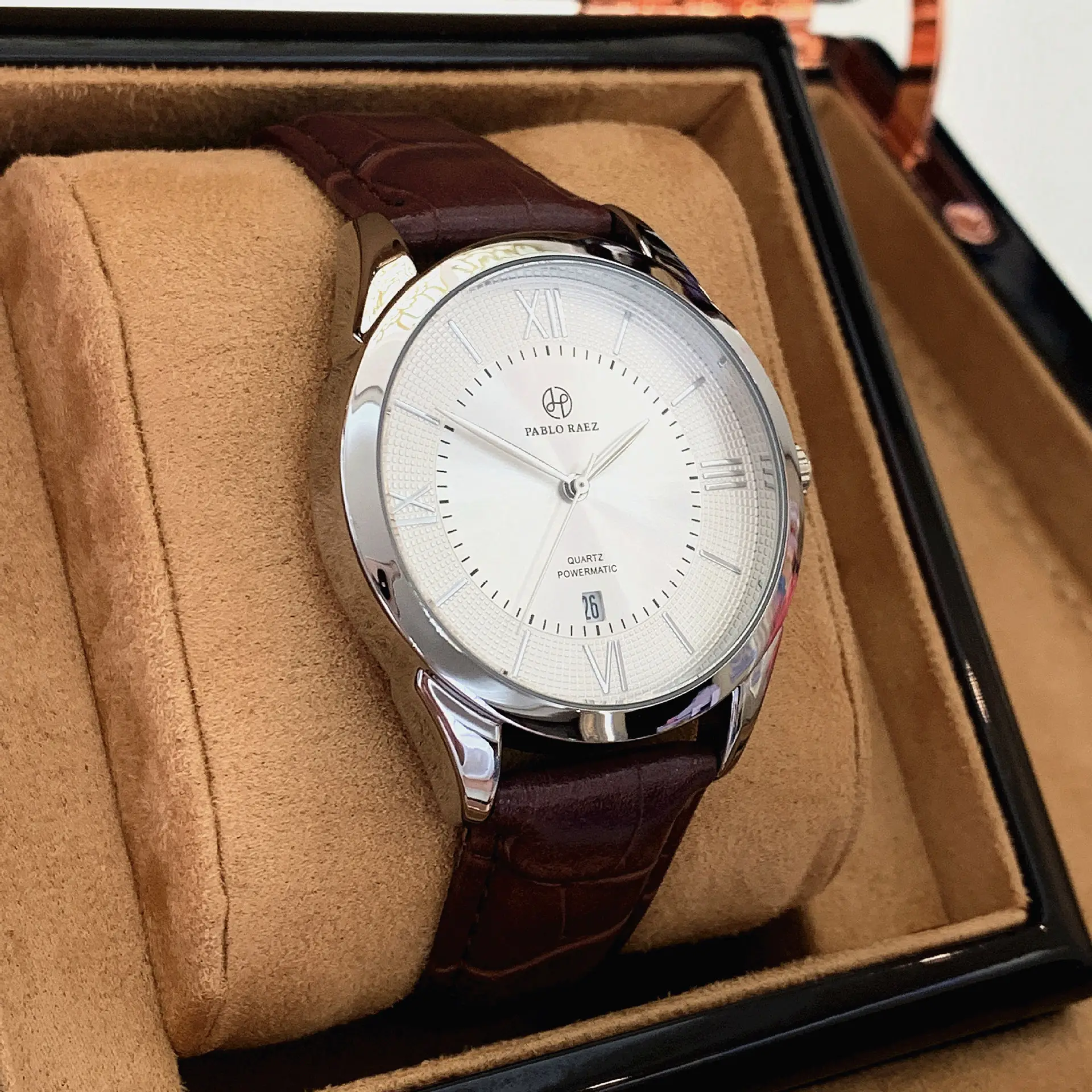 Men's Quartz Watch with Black Leather Strap and Stainless Steel Case — feature 14