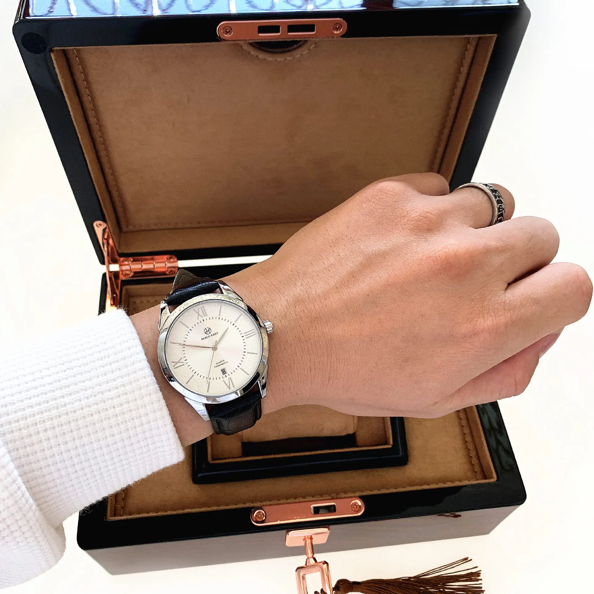 Men's Quartz Watch with Black Leather Strap and Stainless Steel Case — feature 27