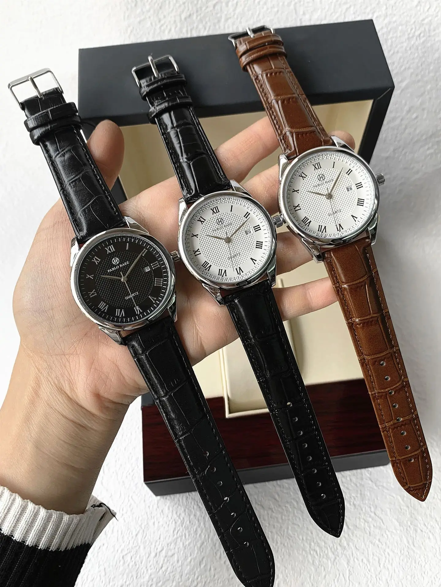 Men's Black Quartz Watch with Leather Belt — feature 16