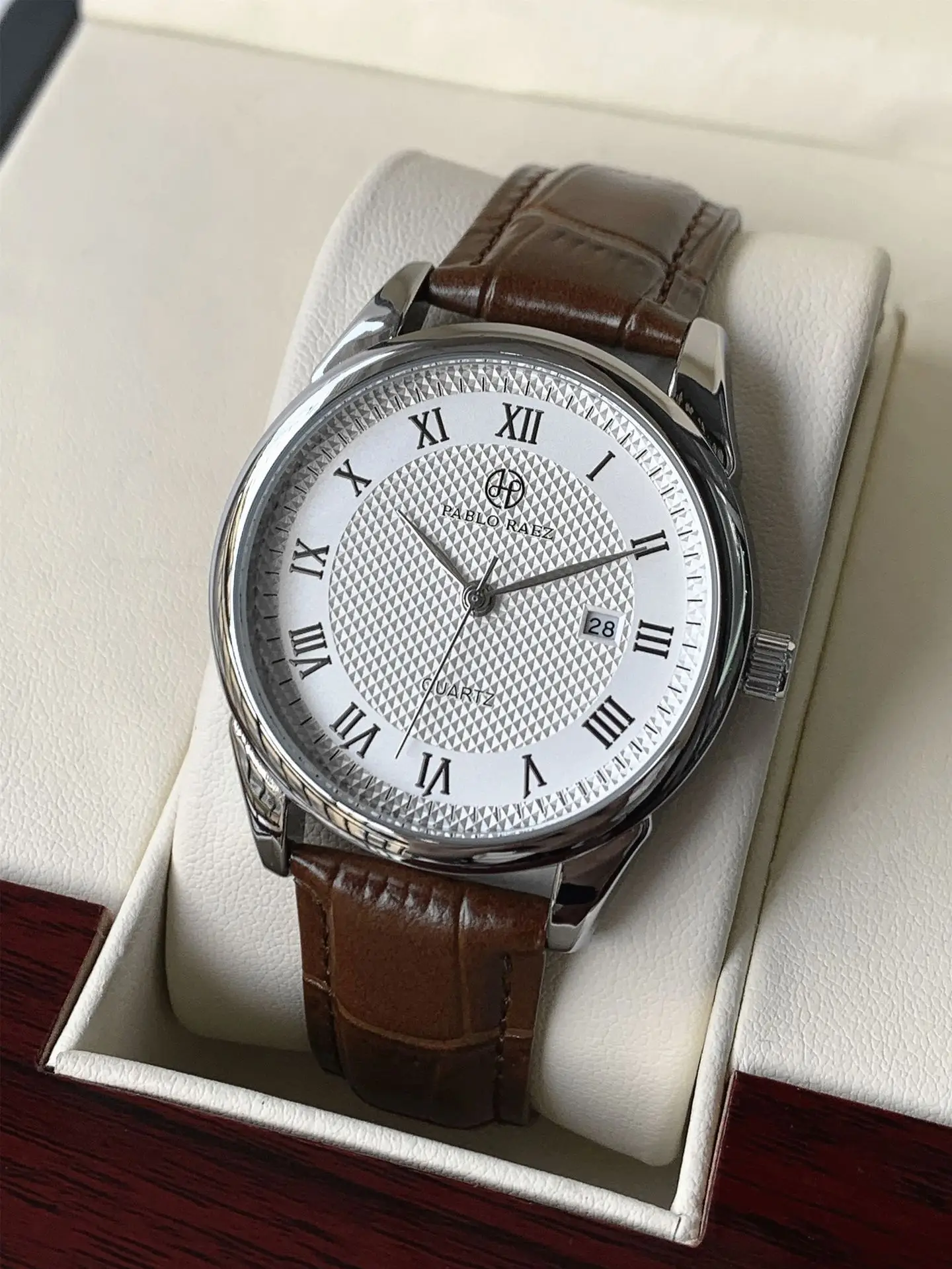 Men's Black Quartz Watch with Leather Belt — feature 18