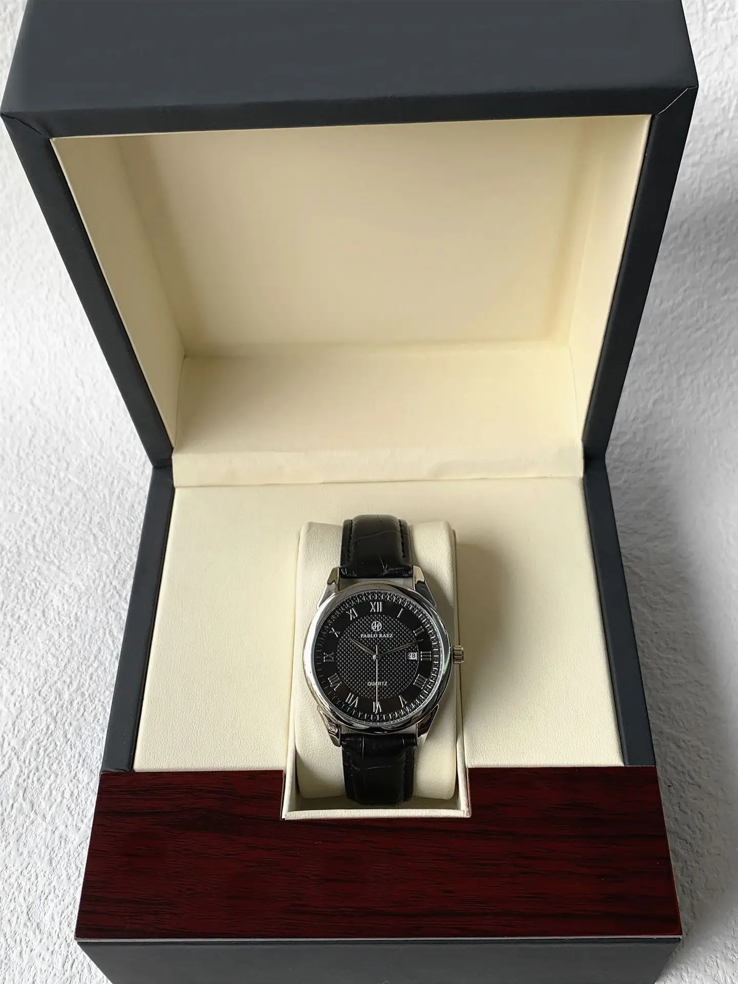 Men's Black Quartz Watch with Leather Belt — feature 19