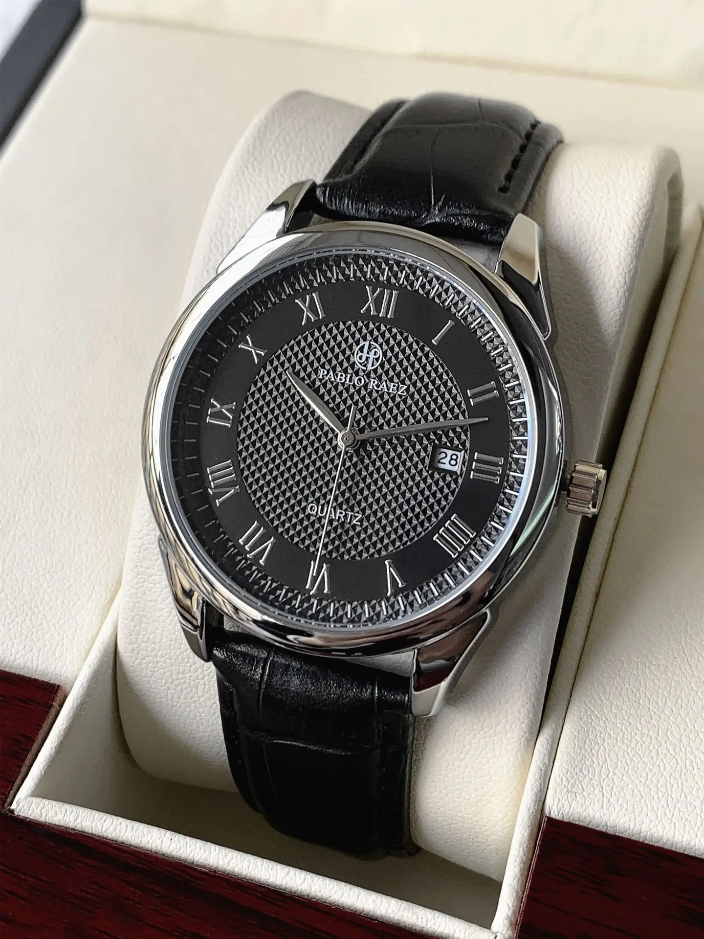 Men's Black Quartz Watch with Leather Belt — feature 20
