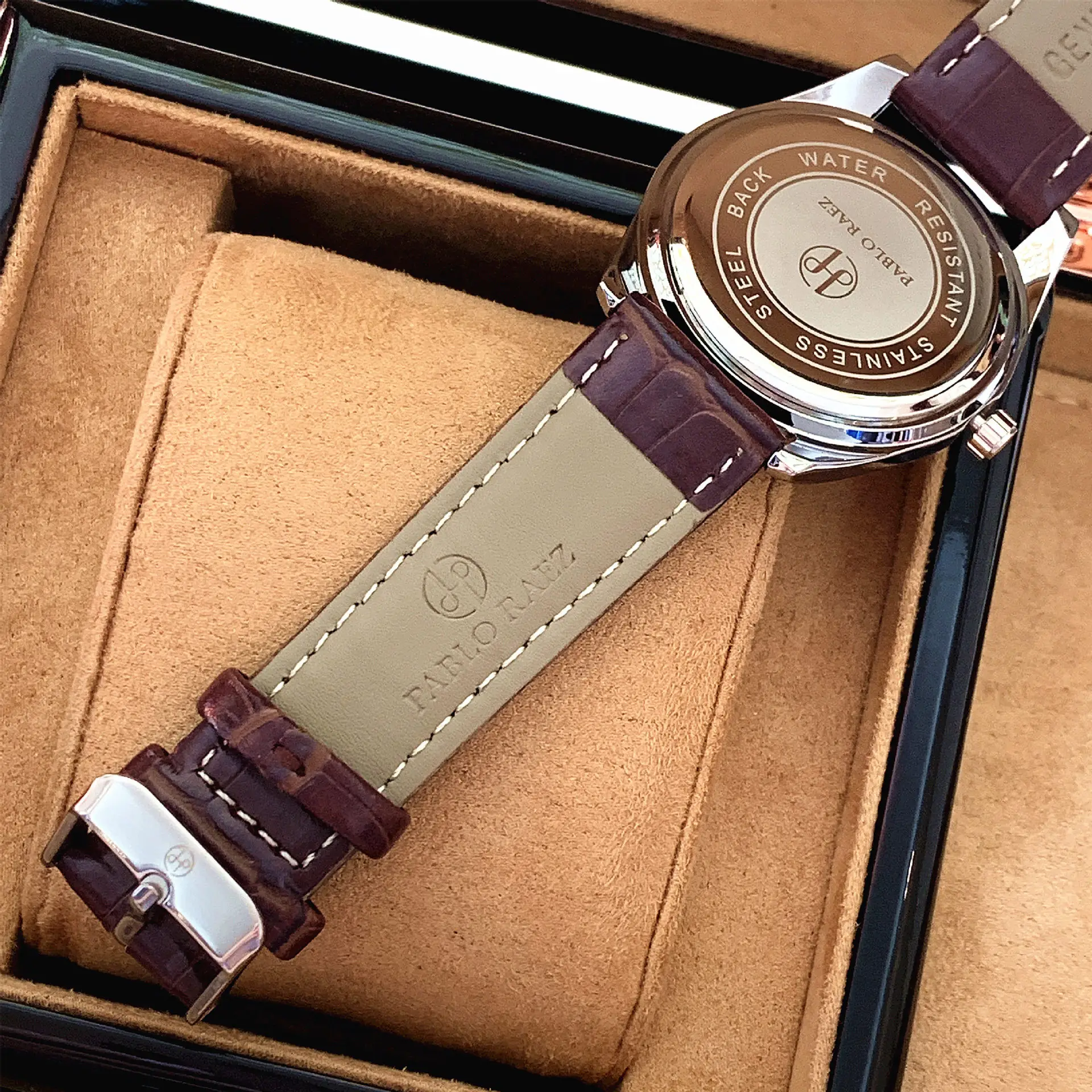 Luminous Men's Watch Black Stainless Strap Waterproof — feature 30