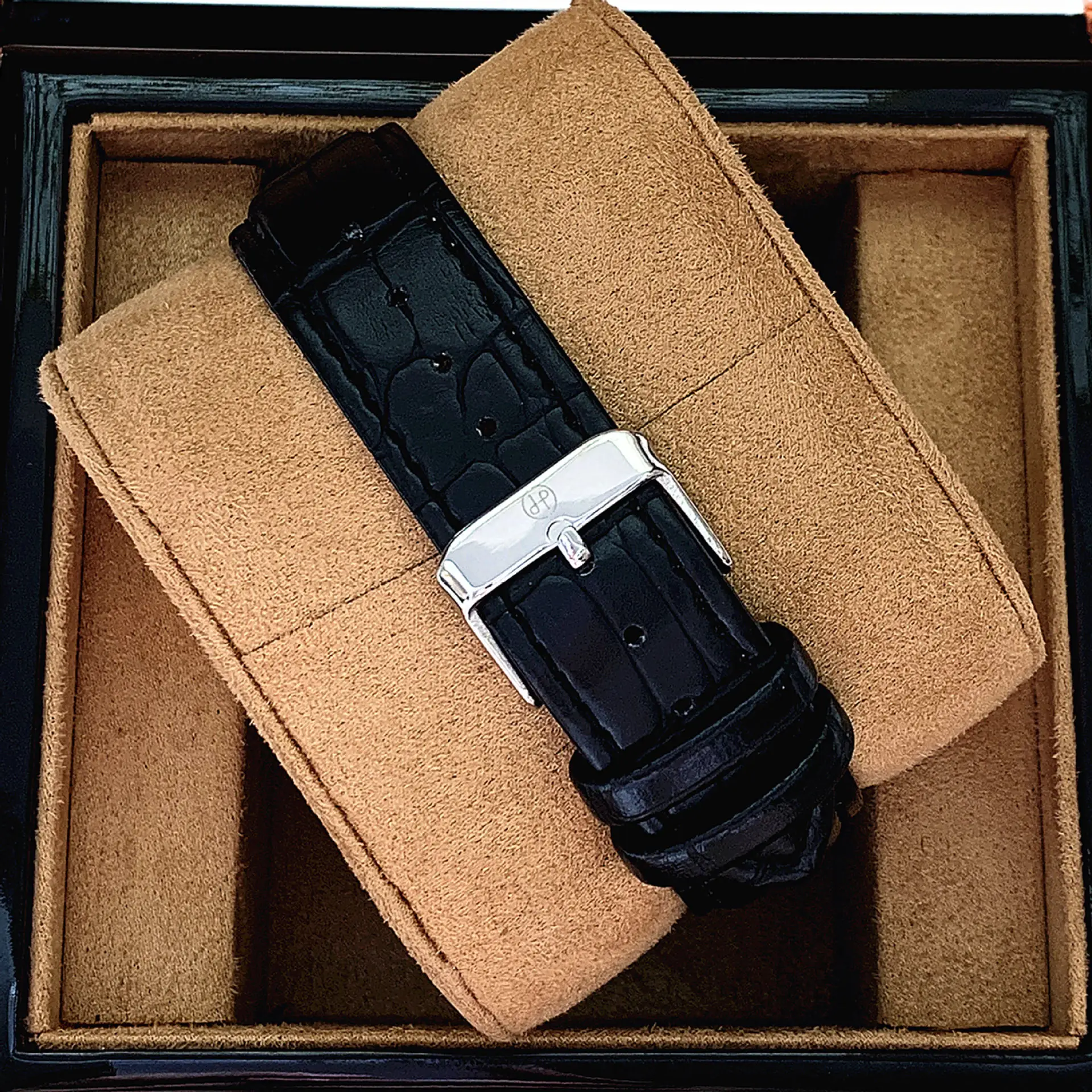 Luminous Men's Watch Black Stainless Strap Waterproof — feature 9