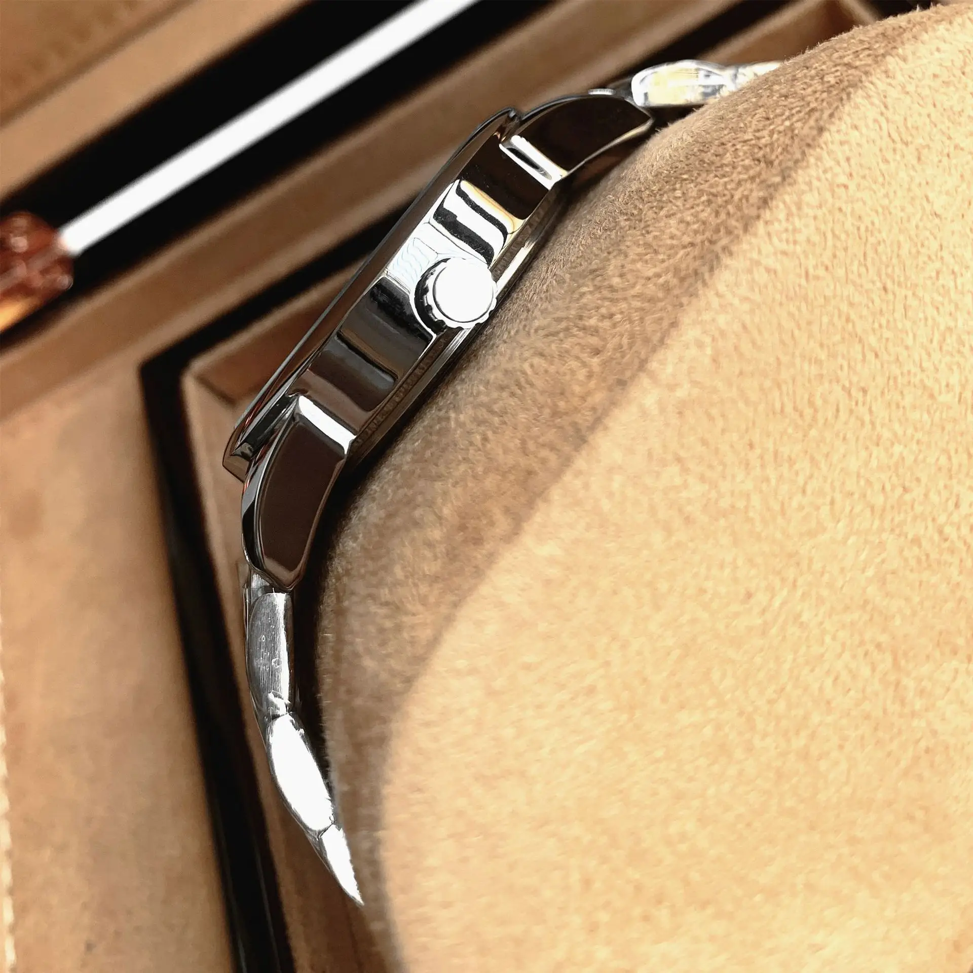 Men's Stainless Steel Quartz Watch Wholesale Silver — feature 19