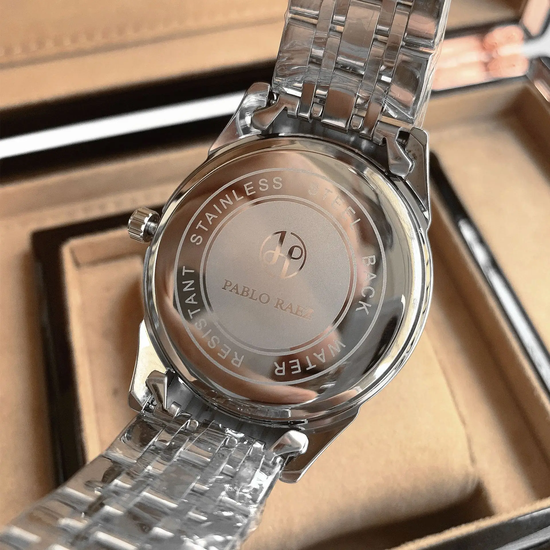 Men's Stainless Steel Quartz Watch Wholesale Silver — feature 20