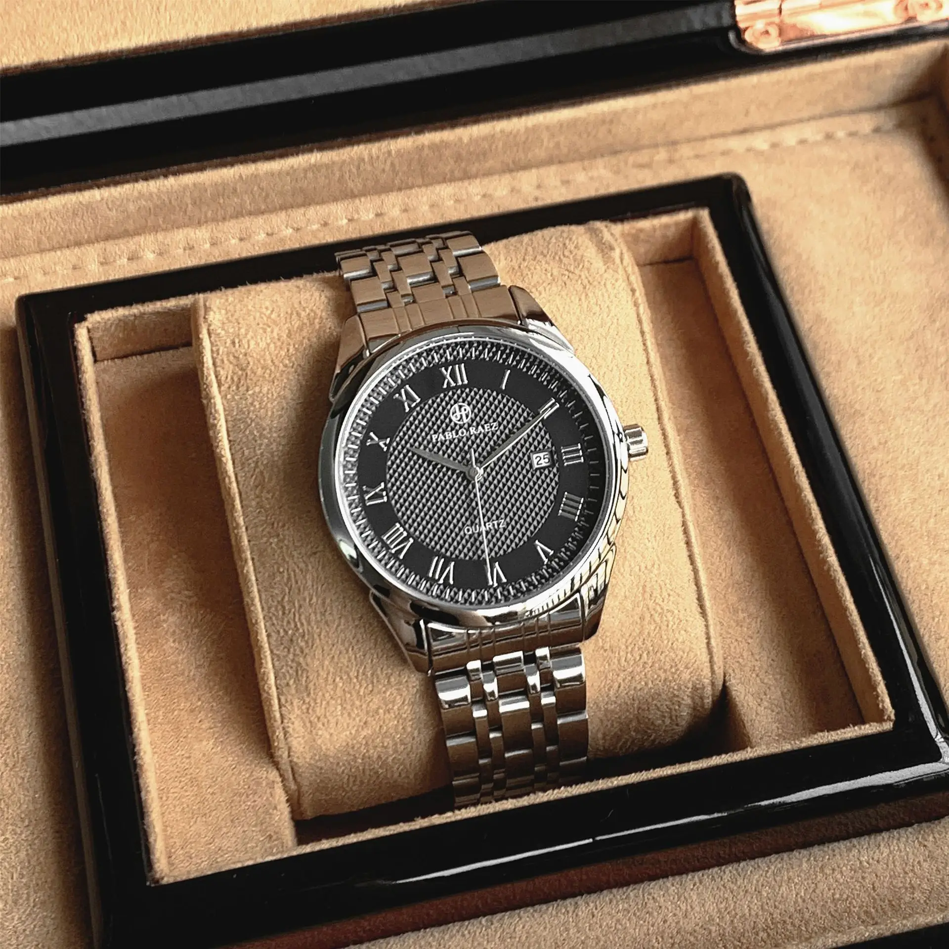 Men's Stainless Steel Quartz Watch Wholesale Silver — feature 4