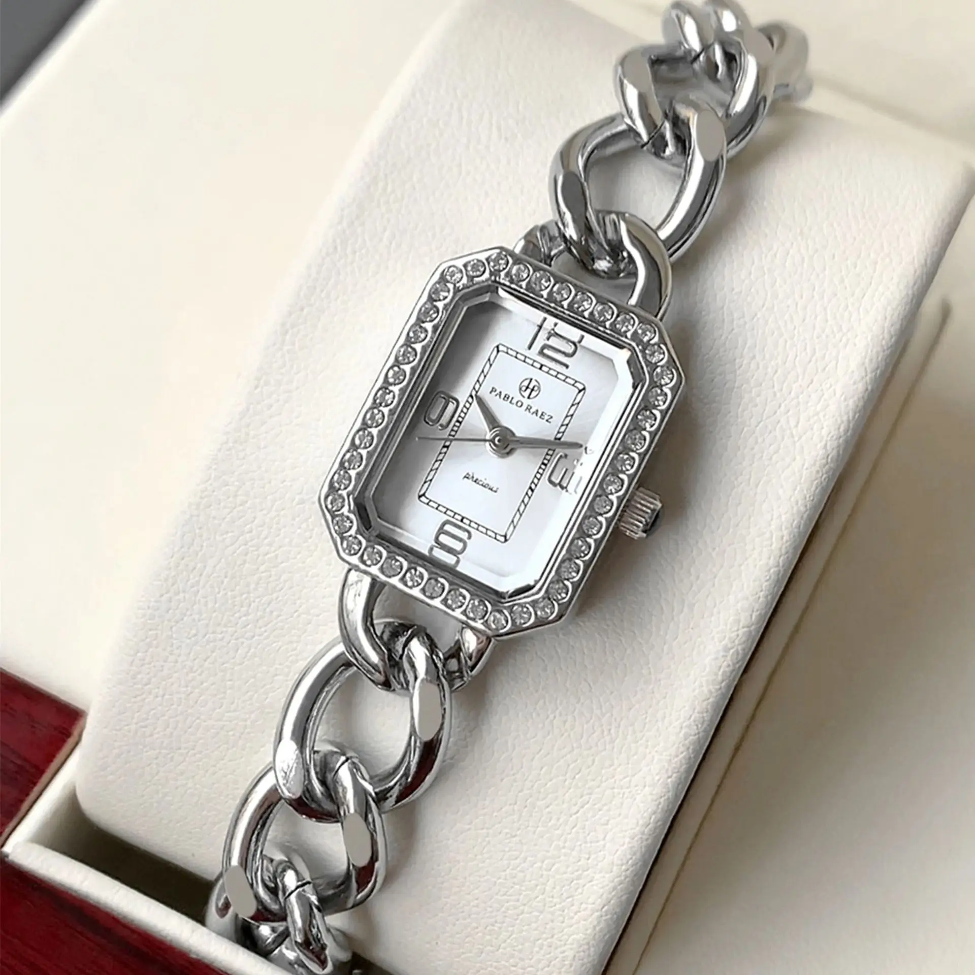Light Luxury Women's Square Rhinestone Bracelet Watch - Image 4