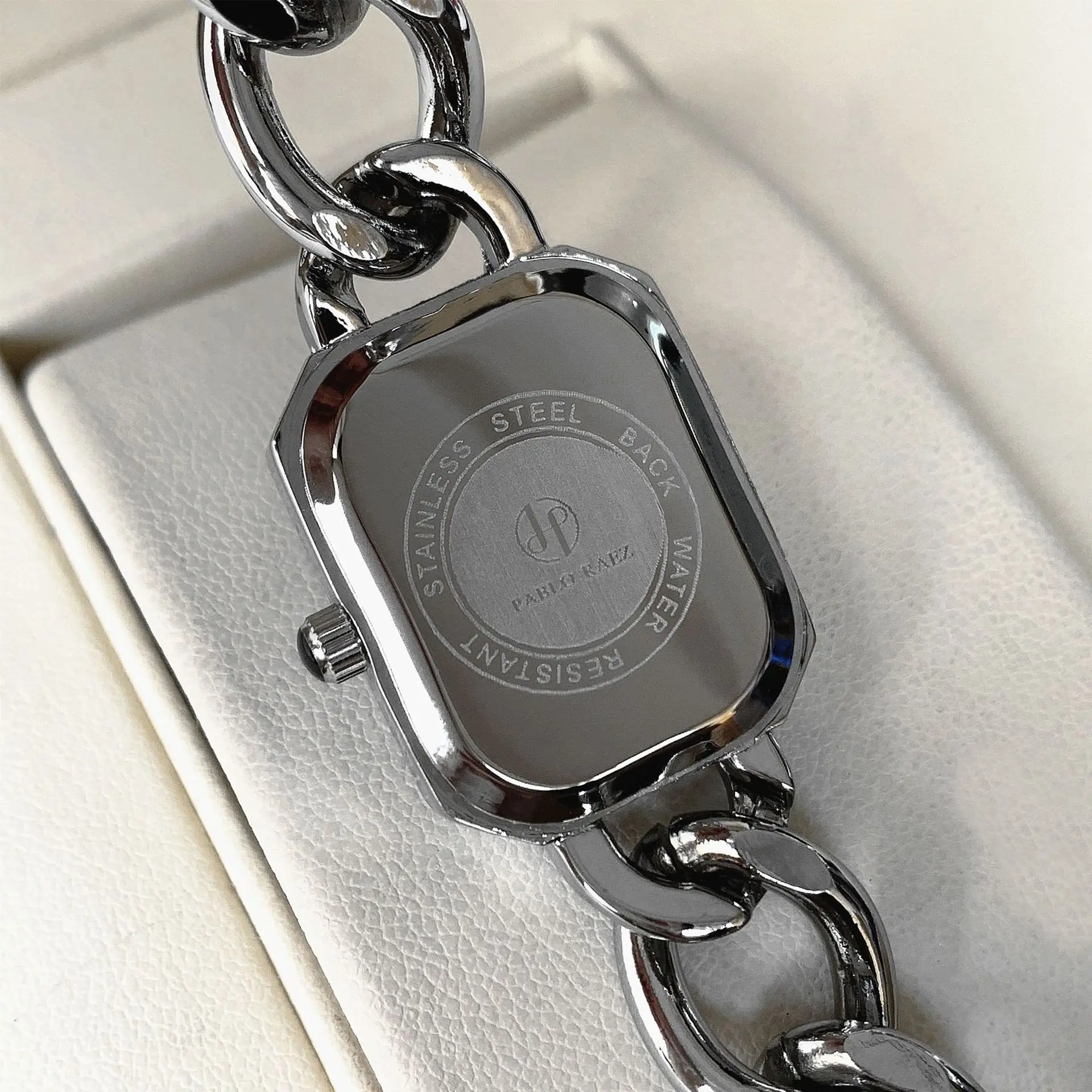 Light Luxury Women's Square Rhinestone Bracelet Watch - Image 5