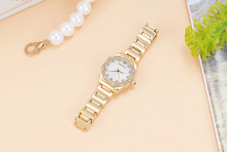 Women's Rose Gold Diamond Encrusted Quartz Watch — feature 12