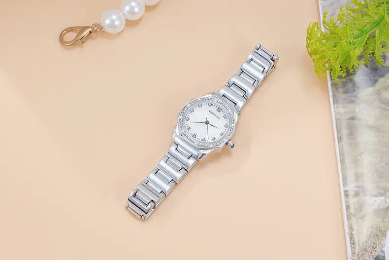 Women's Rose Gold Diamond Encrusted Quartz Watch — feature 13