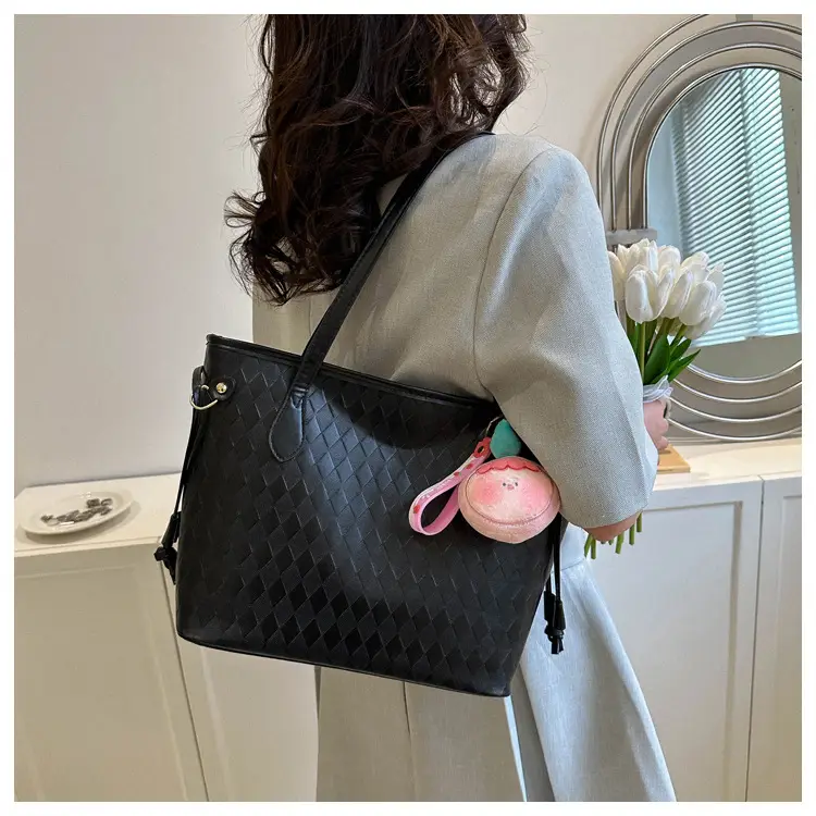 Large Capacity Korean Style Shoulder Bag Women 2023 — feature 12