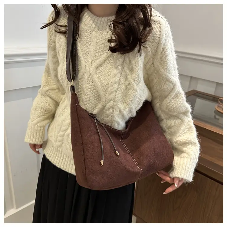 Black Frosted Shoulder Bag for Women 2024 — feature 16