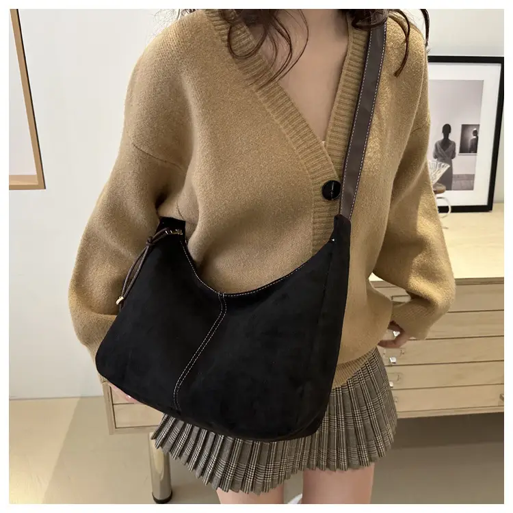 Black Frosted Shoulder Bag for Women 2024 — feature 20