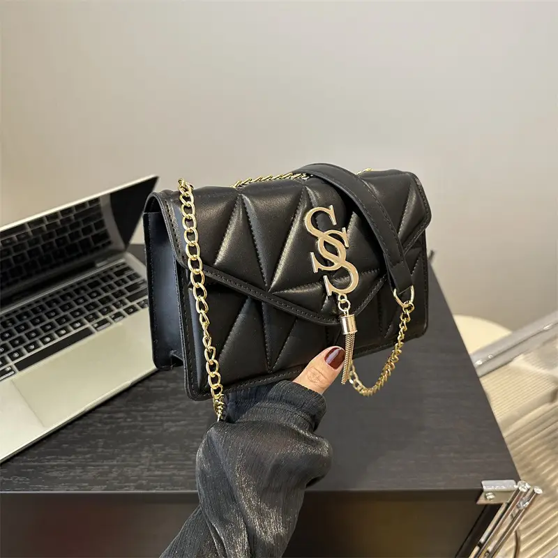 White Chain Crossbody Bag Women 2024