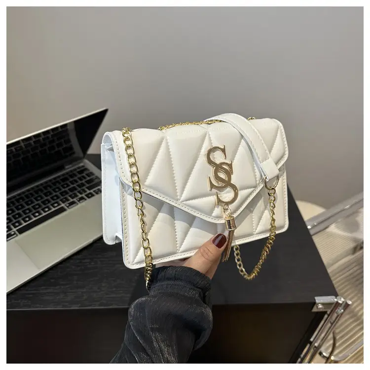 White Chain Crossbody Bag Women 2024 — feature 10